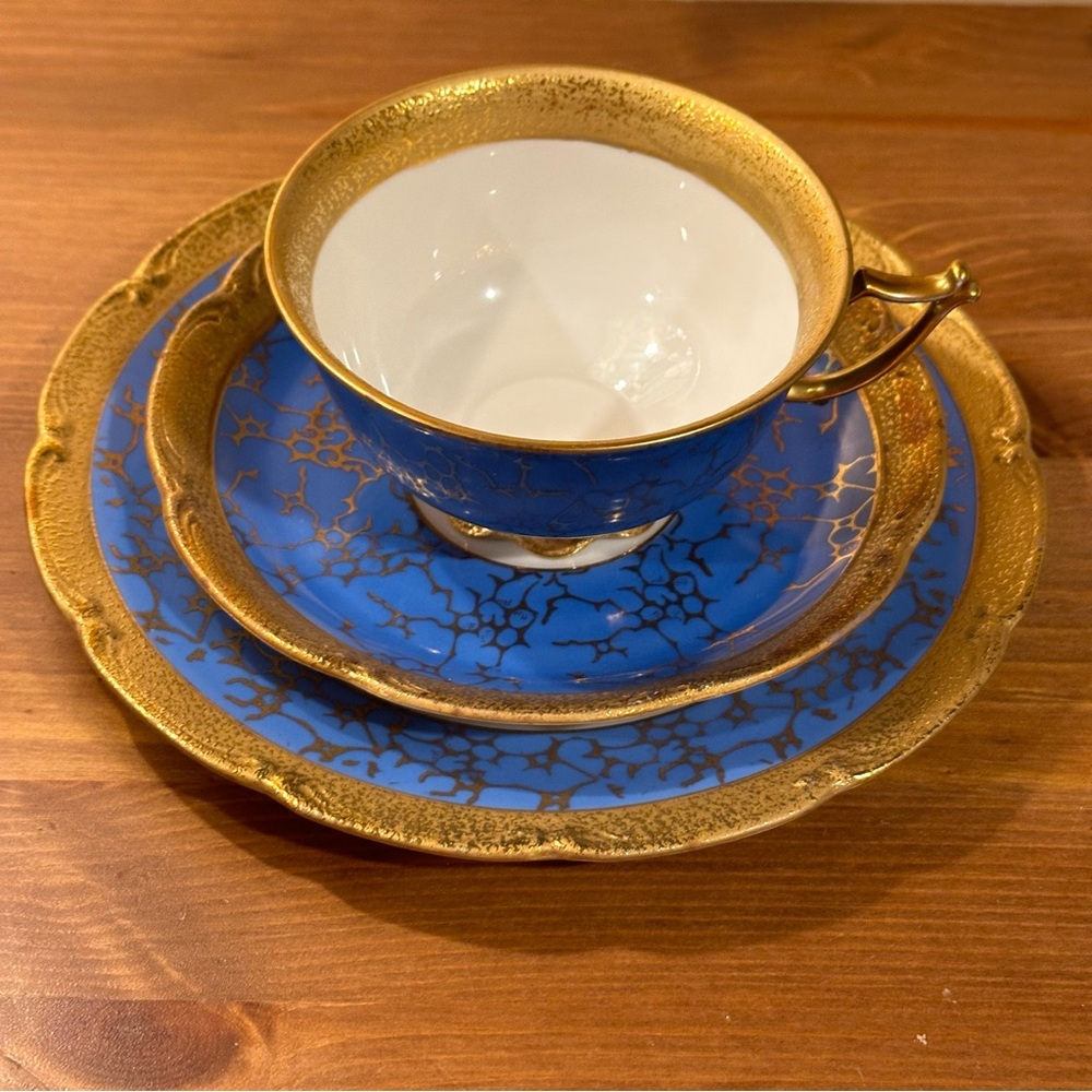Vintage JLMENAU Graf Von Henneberg Porzellan Plate Cup Saucer Blue Gold